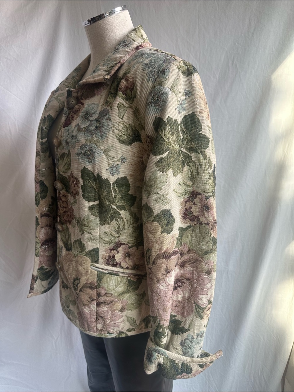Vintage Napa Valley Tapestry Floral Barn Coat Petite L - Picture 11 of 15